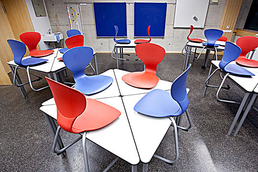 椅子,桌子,教室,学校,施特劳宾,巴伐利亚,德国,欧洲
