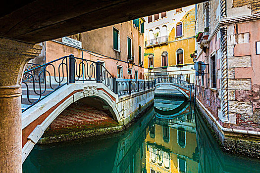 看穿,石头,步行桥,穿过,运河,威尼斯,意大利