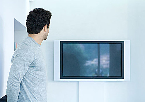 男人,看,平板电视,墙壁