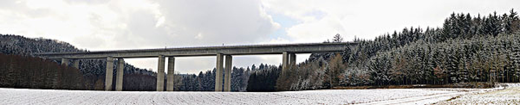 冬季风景,高速公路,桥,普拉蒂纳特,巴伐利亚,德国