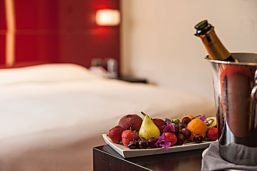 水果,盘子,香槟,酒店,房间