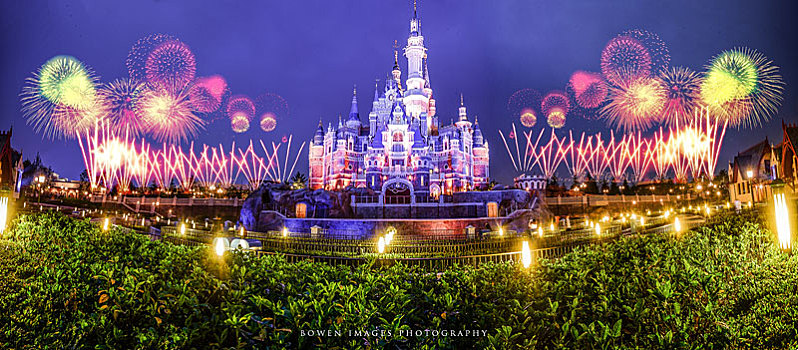 上海迪士尼城堡风光