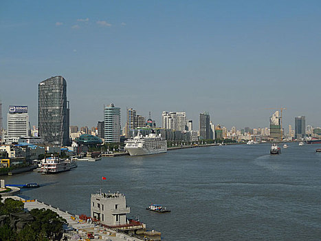 上海黄浦江高阳路邮轮码头