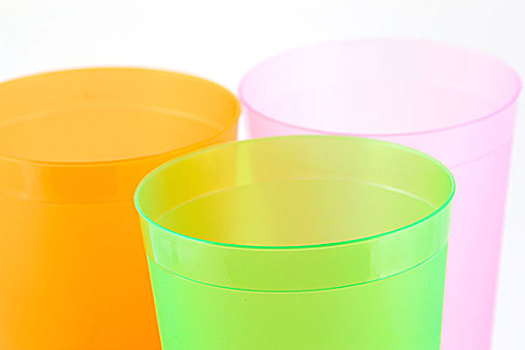 绿色,橙色,粉色,杯子