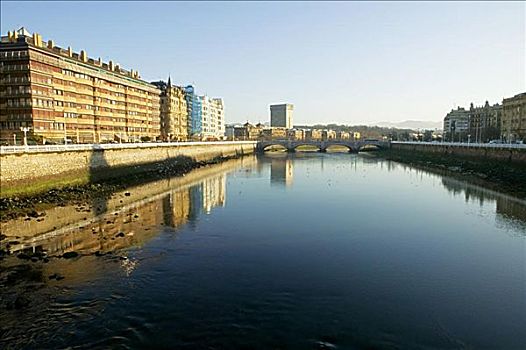 建筑,河,西班牙