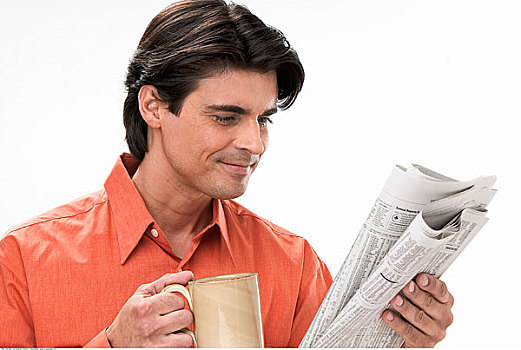 咖啡,读报