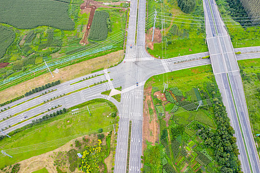 俯瞰大地,鸟瞰公路