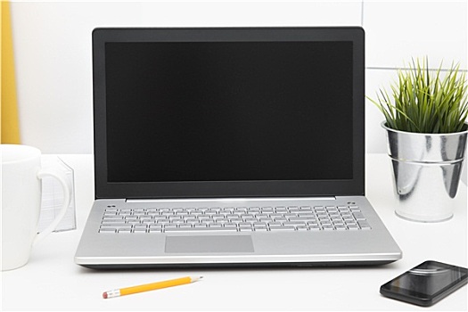 笔记本电脑,留白,显示屏,白色背景,桌子