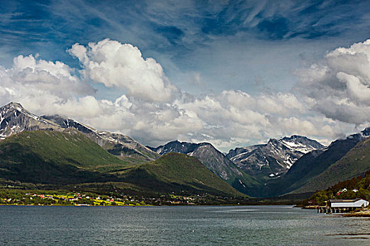 山,海岸线,河,挪威