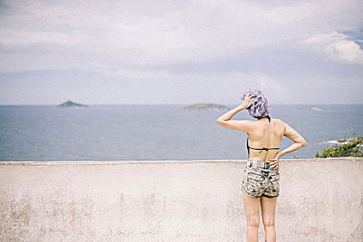 女人,紫色,头发,看,海景,圣巴勃罗,巴西