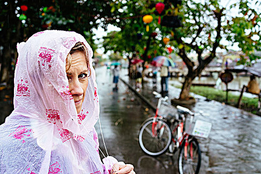 下雨,会安,越南