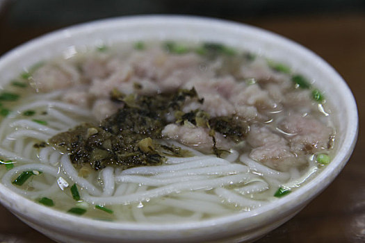 福建传统美食,鱼片粉干