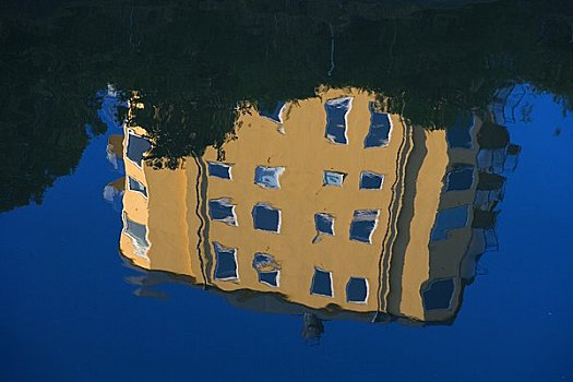 公寓楼,反射,水面,瑞典