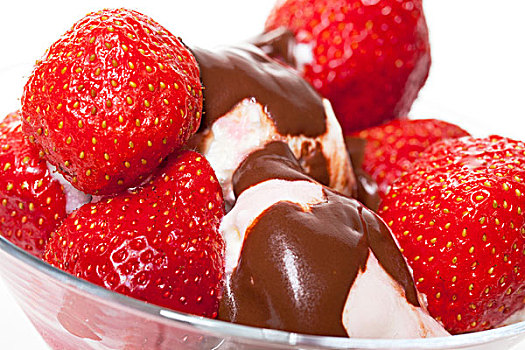 冰淇淋,草莓,巧克力
