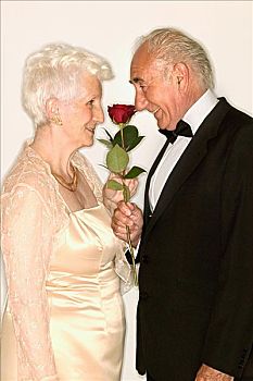 老年,夫妻,嗅,玫瑰