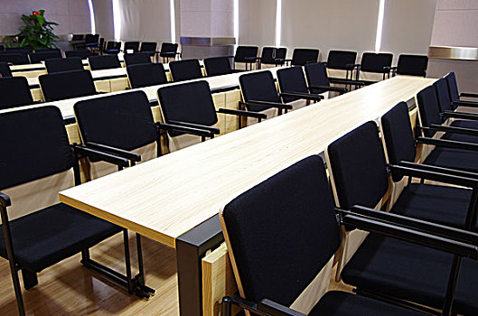 会议室凳子和椅子