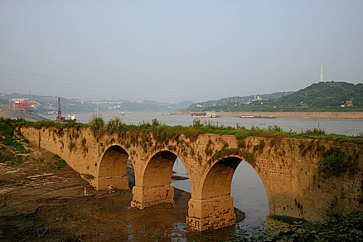 重庆茅溪,偃月桥,建于清道光18年