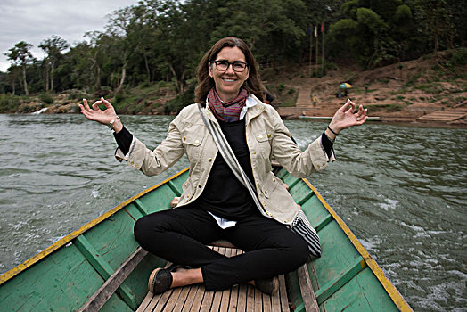 头像,高兴,坐,女人,船,河,琅勃拉邦,老挝