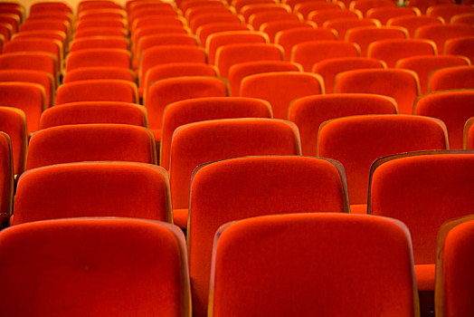 座椅,椅子,座位,位子,室内,灯光,剧场,剧院,电影院,红色,排列,数字,行列