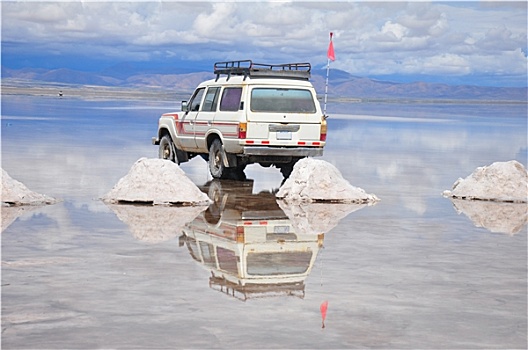 反射,吉普车,洪水,盐湖,乌尤尼盐沼,玻利维亚