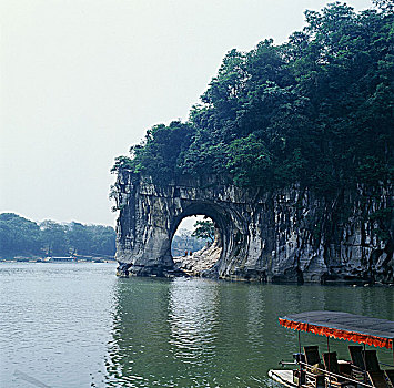 桂林山水象鼻山