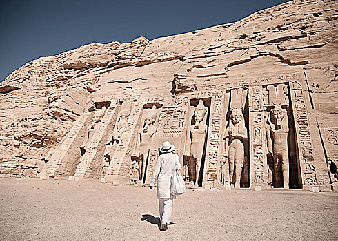 成年,女人,游客,阿布辛贝尔神庙,石头,庙宇,努比亚,南方,埃及,纪念,法老,拉美西斯二世,妻子,皇后