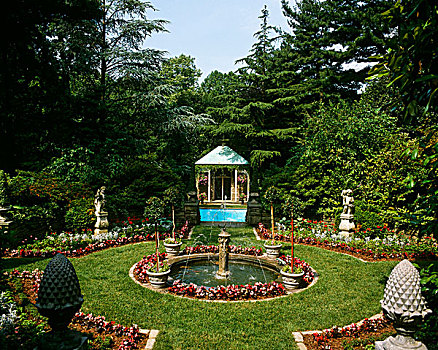 喷泉,中心,文艺复兴,灵感,圆,花园,围绕,秋海棠,俯瞰