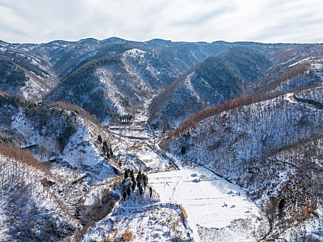 济南白炭窑水库雪景