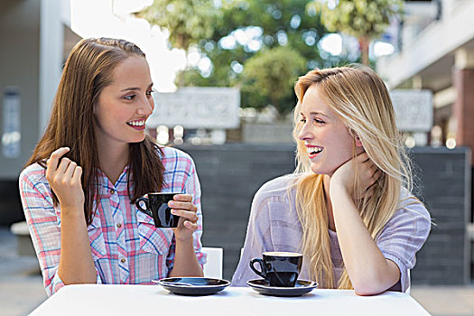 高兴,女人,朋友,交谈,一起,户外,咖啡