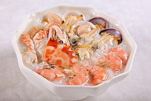 砂锅海鲜粥
