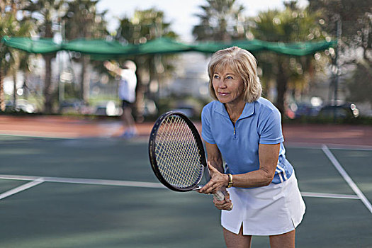 老女人,玩,网球,户外