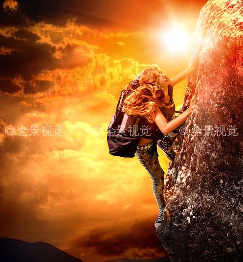 女孩,旅游,攀登,岩石上,牛仔裤,背包_高清图片_全景视觉