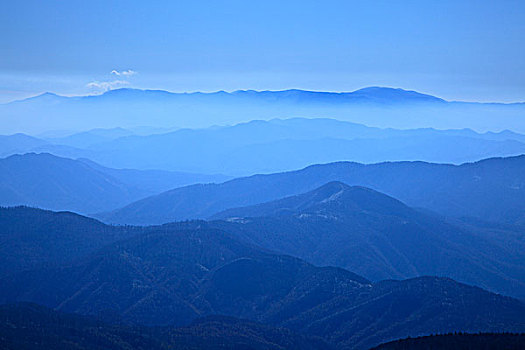 山脉,雾气