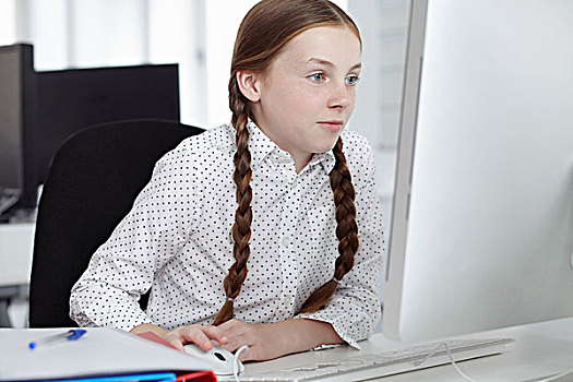 女孩,用电脑,办公室