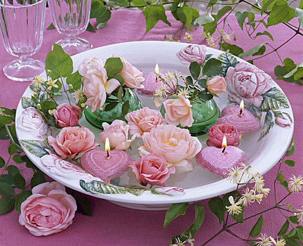 花,粉红玫瑰,铁线莲,心形,浮水蜡烛
