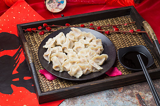 水饺是中国人民喜爱的传统特色食品