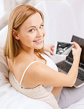 怀孕,母性,医疗,健康,互联网,科技,概念,微笑,孕妇,笔记本电脑,超声波