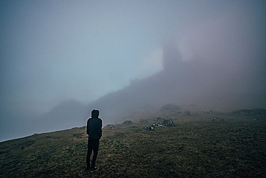 站立,男人,雾状,安逸,山,斯凯岛,苏格兰