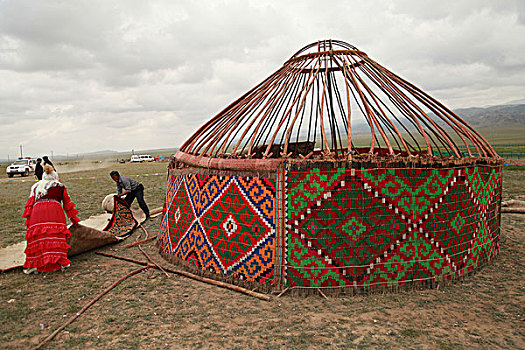 生态民居,哈萨克族毡房