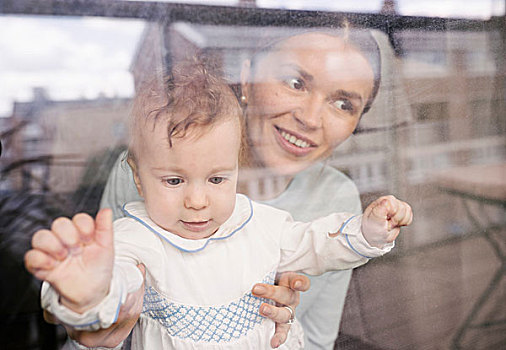 母亲,婴儿,看穿,玻璃窗
