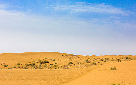 腾格里沙漠