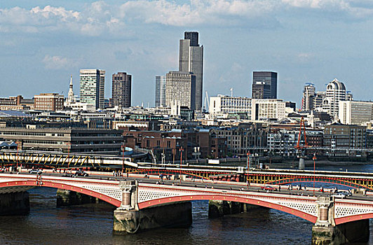 俯拍,拱桥,河,黑衣修道士桥,伦敦,英格兰
