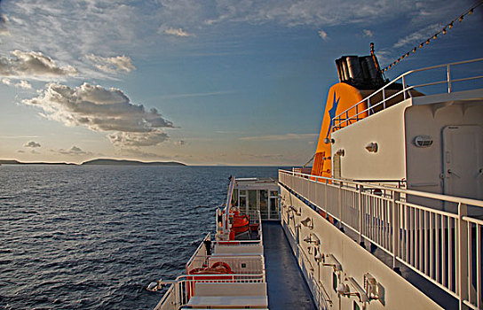 希腊,基克拉迪群岛,渡轮,早晨,靠近,岛屿