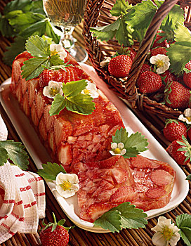 草莓果冻,陶制
