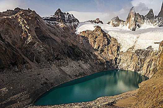泻湖,山脉,洛斯格拉希亚雷斯国家公园,巴塔哥尼亚,阿根廷