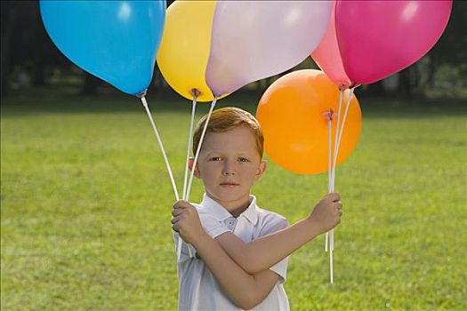 肖像,男孩,拿着,气球,公园