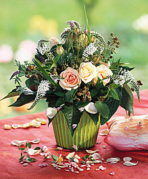 花束,玫瑰,珍珠菜属,黑莓