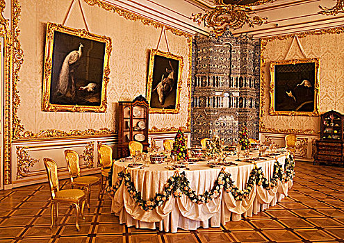 俄罗斯,圣彼得堡,凯瑟琳宫,餐厅,桌子,精致,黄金,白色,房间