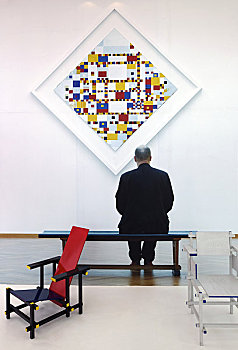 2010上海世博会,荷兰,亭子,室内,男人,蒙德里安,绘画,椅子