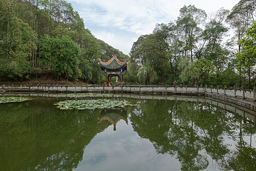 阆中古城锦屏山景观